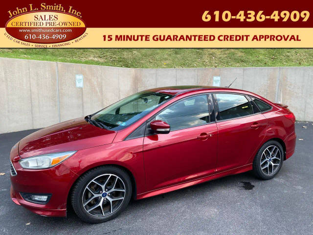 2016 Ford Focus SE FWD photo