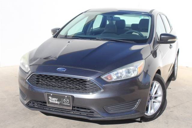 2016 Ford Focus SE FWD photo