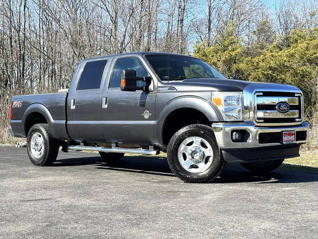 2016 Ford F-250 Super Duty XLT 4WD photo