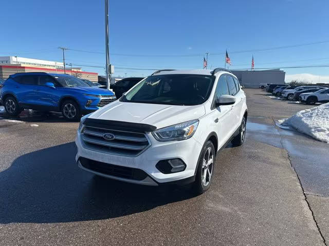 2017 Ford Escape SE FWD photo