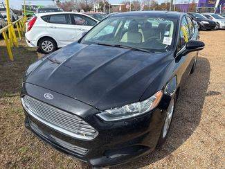 2016 Ford Fusion SE FWD photo