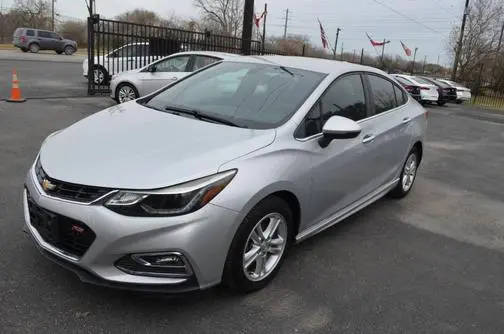 2016 Chevrolet Cruze LT FWD photo