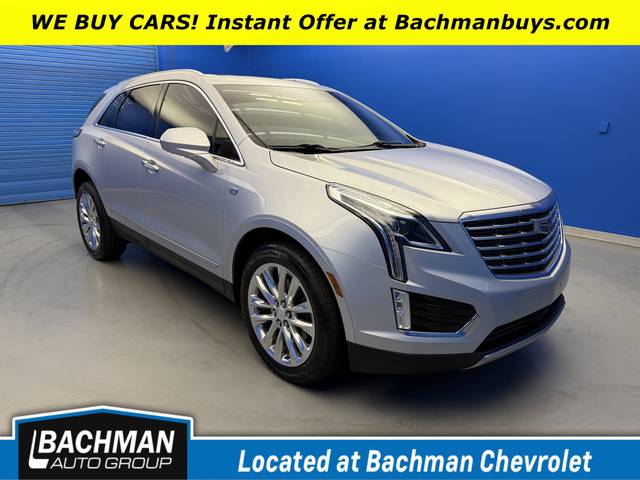2017 Cadillac XT5 Platinum AWD AWD photo