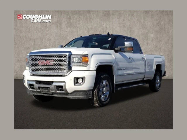 2016 GMC Sierra 3500HD Denali 4WD photo