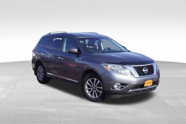 2016 Nissan Pathfinder SL 4WD photo