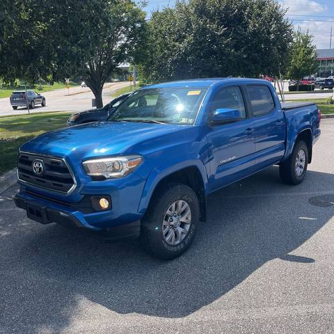 2016 Toyota Tacoma SR5 4WD photo