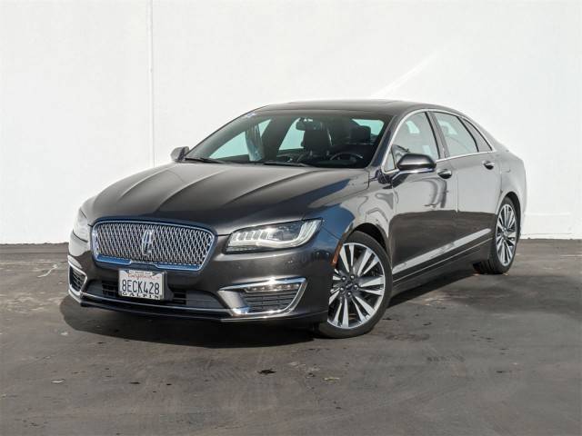 2017 Lincoln MKZ Hybrid Reserve FWD photo