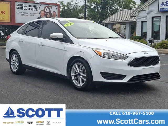 2016 Ford Focus SE FWD photo