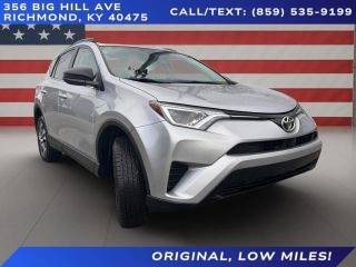 2016 Toyota RAV4 LE FWD photo