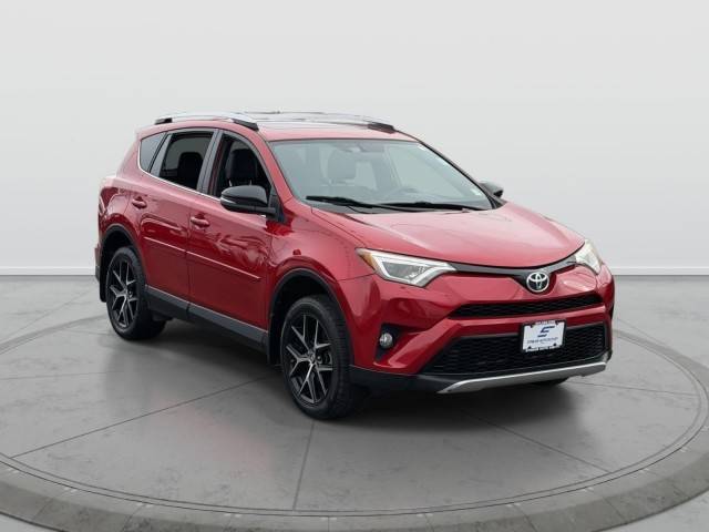 2016 Toyota RAV4 SE AWD photo
