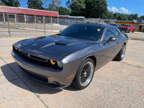 2016 Dodge Challenger R/T RWD photo