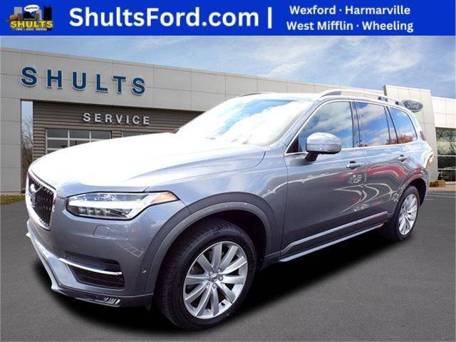 2016 Volvo XC90 T6 Momentum AWD photo