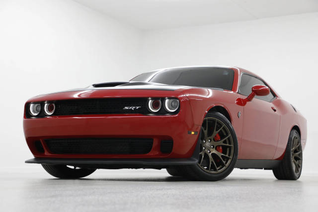 2016 Dodge Challenger SRT Hellcat RWD photo