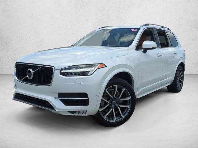 2016 Volvo XC90 T6 Momentum AWD photo