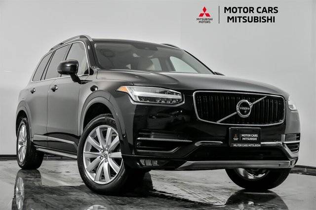 2016 Volvo XC90 T6 Momentum AWD photo