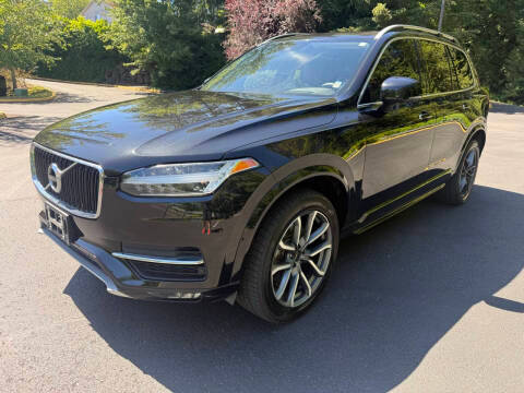 2016 Volvo XC90 T6 Momentum AWD photo