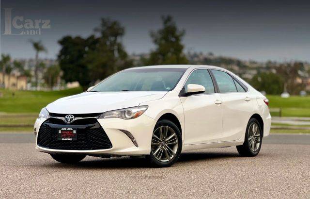 2016 Toyota Camry SE FWD photo