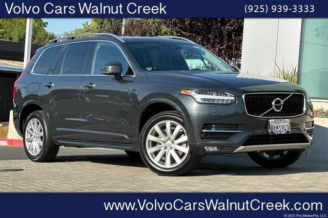 2016 Volvo XC90 T6 Momentum AWD photo