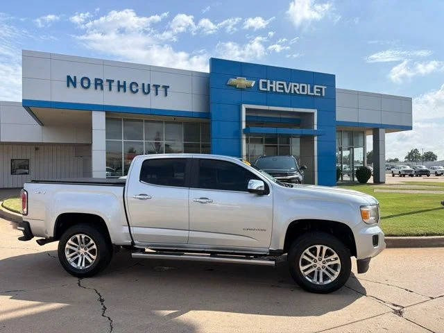 2016 GMC Canyon 4WD SLT 4WD photo