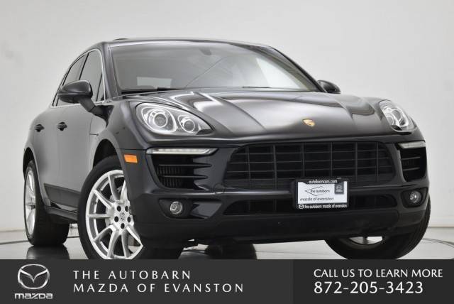 2015 Porsche Macan S AWD photo