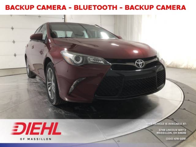 2017 Toyota Camry SE FWD photo