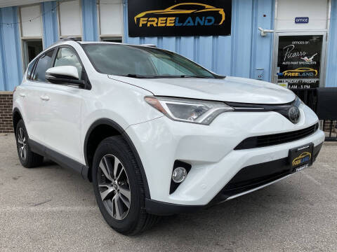 2016 Toyota RAV4 XLE AWD photo