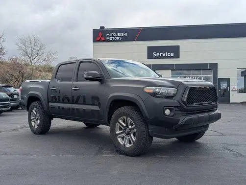 2016 Toyota Tacoma Limited RWD photo