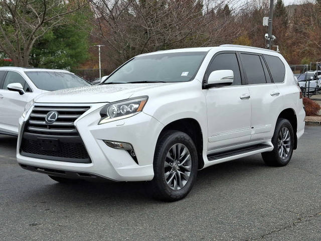 2016 Lexus GX Luxury 4WD photo