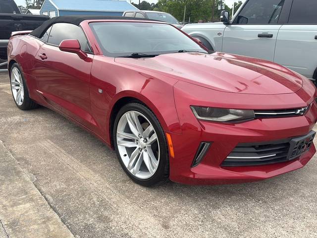 2017 Chevrolet Camaro 1LT RWD photo