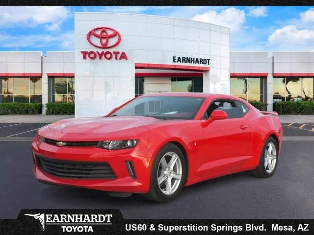 2017 Chevrolet Camaro 1LT RWD photo