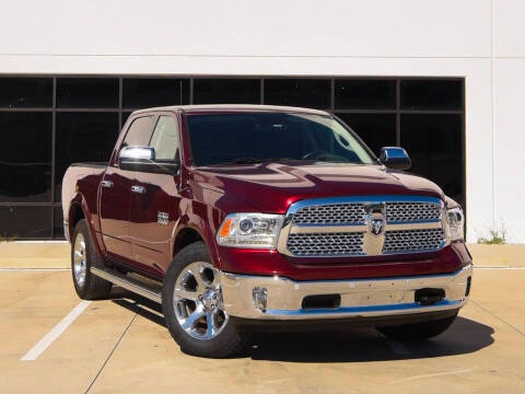 2016 Ram 1500 Laramie 4WD photo