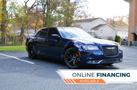 2016 Chrysler 300 300S RWD photo