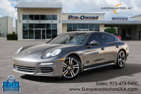 2016 Porsche Panamera Edition RWD photo