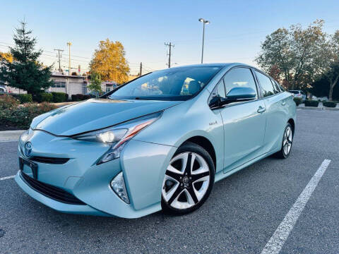 2016 Toyota Prius Four Touring FWD photo