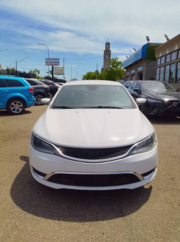 2016 Chrysler 200 S FWD photo