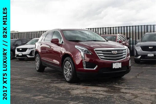 2017 Cadillac XT5 Luxury FWD FWD photo