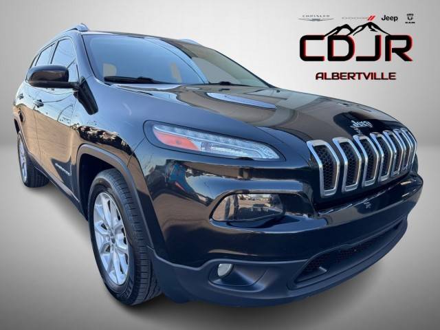 2016 Jeep Cherokee Latitude FWD photo