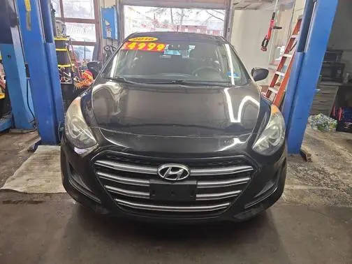 2016 Hyundai Elantra GT FWD photo