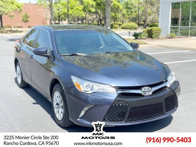 2017 Toyota Camry LE FWD photo