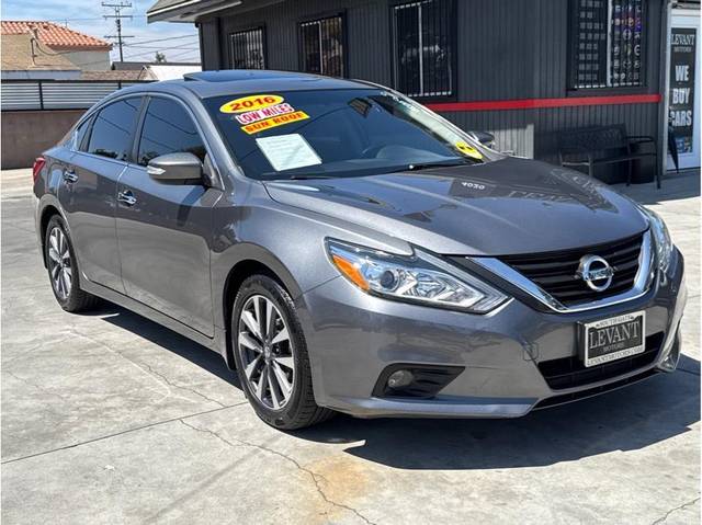 2016 Nissan Altima 2.5 SV FWD photo
