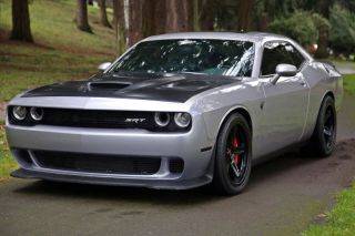 2016 Dodge Challenger SRT Hellcat RWD photo
