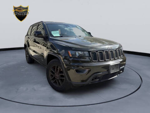 2016 Jeep Grand Cherokee 75th Anniversary RWD photo