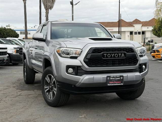 2016 Toyota Tacoma TRD Sport RWD photo