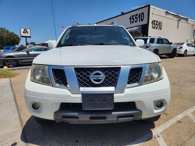 2016 Nissan Frontier PRO-4X 4WD photo