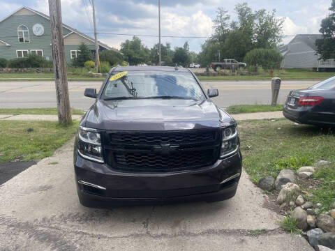 2016 Chevrolet Suburban LT 4WD photo