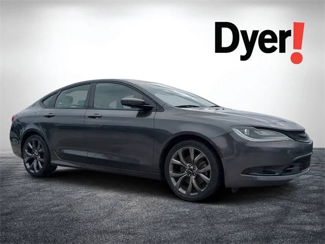 2015 Chrysler 200 S FWD photo