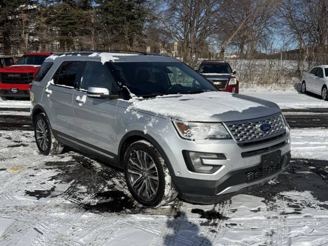 2016 Ford Explorer Platinum 4WD photo