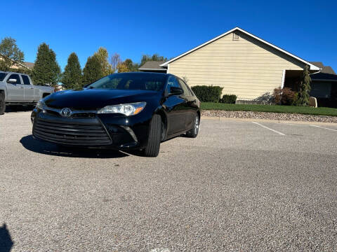 2017 Toyota Camry XLE FWD photo