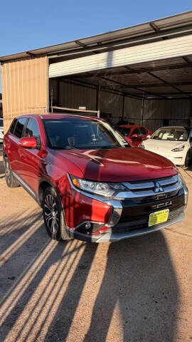 2016 Mitsubishi Outlander SE FWD photo