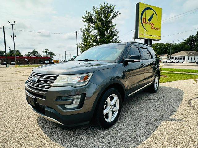2017 Ford Explorer XLT 4WD photo